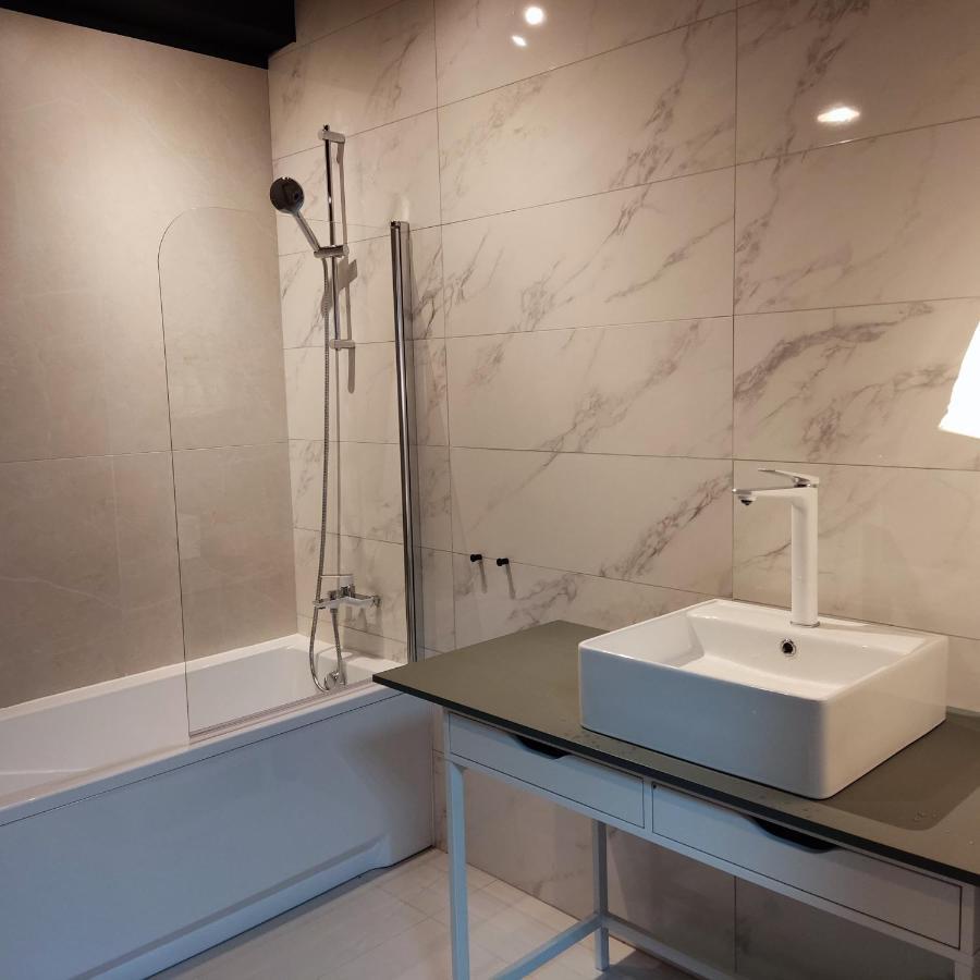 Apartament Milion Rynek Sienny Stare Miasto Bulwary Apartamenty No 1 Stettin Exterior foto